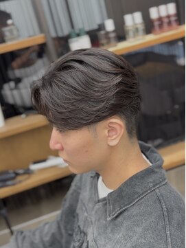 オーバルバイアピッシュ(OVARL by apish) フェザーパーマニュアンスセンターパート毛流れリバースパーマ