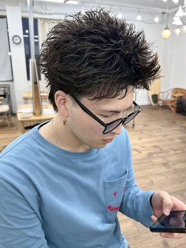 ユイマァルスロウ 岡山(YUIMARLSLOW) 岡山メンズサロン20代30代40代ニュアンスパーマ刈り上げショート