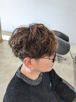 ストーリアエフ カミトザッカ(storia.f kami to zakka)&nbsp;ナチュラルなメンズスパイラルパーマ