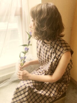 ローラン(LOERUN) ▼LOERUN▲　大人らしいｇirlyミディアム