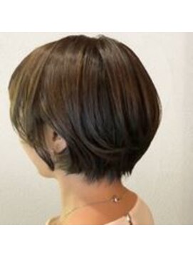 クオリス 上福岡店(QUALIS) 丸み小顔ショート/ショートボブ/艶カラー/ココアブラウン/30代