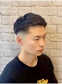 スキンフェード×くせ毛風束感パーマ【新宿/理容室/理容室】