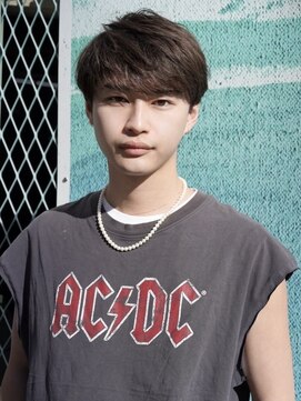 イントロバイフィーネ 渋谷(INTRO . by Fi-Ne) ツーブロック無造作マッシュ/ナチュラルニュアンスパーマ