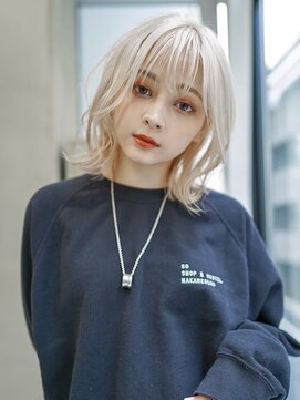 ギークス(GEEKS) 【GEEKS渋谷】ホワイトブロンド/ウルフカット/透明感/くびれヘア