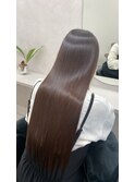 髪質改善ストレート／ナチュラルロング