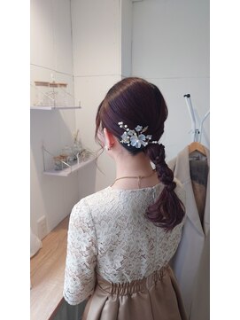 トパーズ(topaz) ローポニーテール