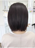 サラサラ前下がりボブ