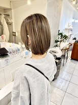 ネオリーブカフ 鶴ヶ峰店(Neolive caff)&nbsp;ハイライトボブ　丸みボブ　アゴラインボブ　ミニボブ　ベージュ