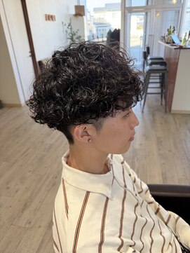 ティーアウト(T-OUT) 波巻きパーマ