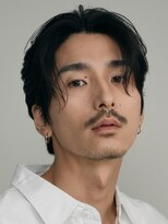 レタッチバイフィフス(RETOUCH by fifth)&nbsp;センターパートニュアンスパーマワンカールパーマ韓国コンマヘア