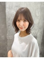 ヴィヴィッド オモテサンドウ(ViViD omotesando)&nbsp;くびれボブ　レイヤーボブ　ベージュカラー　韓国ボブ