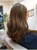 ミルキーグレージュで大人女子