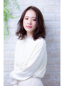 ヘアーアートシフォン 池袋西口店(Hair art chiffon) くびれセミディ大人かわいいエッジショートインナーカラー