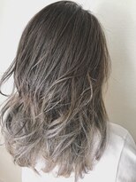 イースタイル 桂店(e-style)&nbsp;グラデーションシルバーカラー  お客様スナップ写真