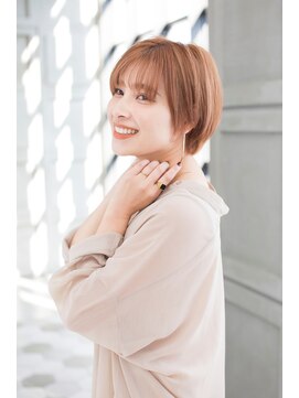 トティア 堀江(Totia) 【Totia堀江】大人かわいいナチュラルショート×ピンクベージュ