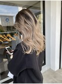 20代30代ハイライトバレイヤージュブリーチ立体感透け感
