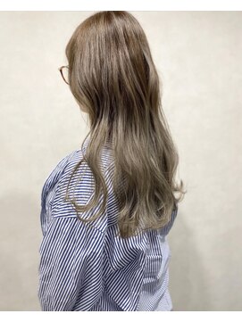 トワイスアップ(TWICE UP) 北欧風/イルミナカラー/グレーベージュ/フレンチカジュアル