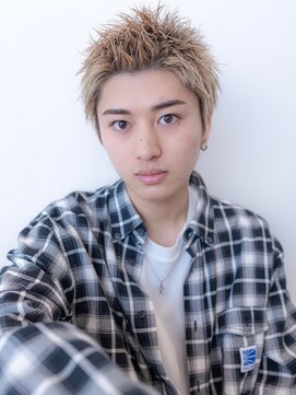 イオ 本厚木(io) スパイキーショートハイトーンメンズカット刈り上げ短髪