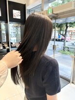 オリーブグレージュカラー