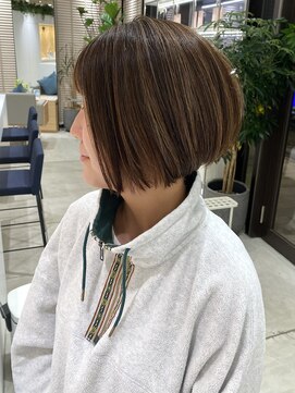 ステアケース 武蔵小杉店(stair:case) 大人ショートボブ/白髪ぼかし/ハイライト/武蔵小杉/自由が丘