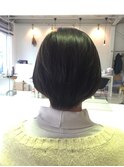 ショートヘア