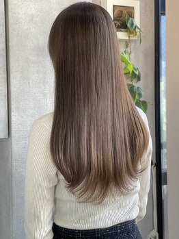 ブランシュ(BLANCHE)の写真/圧倒的な技術力とセンスであなたらしさを引き出す＿。ダメージを最小限に理想のストレートヘアへ＊