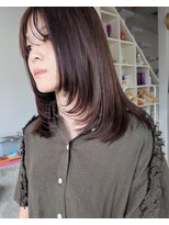 アンゼロ(UNZELO)&nbsp;レイヤーカット×寒色系ブラウン