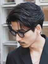 フィフス(fifth)&nbsp;原宿メンズセンターパートルーズパーマニュアンスフェザーパーマ