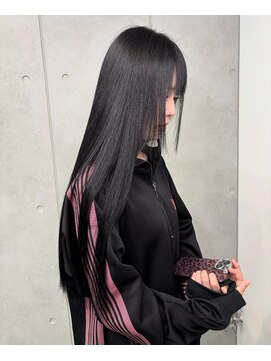レオクマ(REOKUMA) 黒髪ロング/コリアンブラック/エクステ長さだし/長野長野/上田