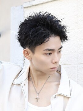 エース(ACES) 刈り上げショートアップバング無造作パーマルーズパーマ