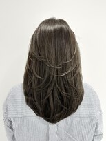 ムード(MOOD,)&nbsp;イメチェン/ピンクベージュ/アンブレラカラー/前髪/銀座駅