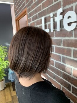 ライフビィ リフト(Lifebe Lift)の写真/【アミカカラー☆】グレージュ/アッシュ/明るい色味もきれいに発色…☆グレイヘアでもなりたい髪色&質感に!