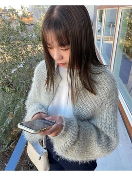 エムサロン 元総社(emusalon) 【Yuuka】ぱらっと落ちる質感とオリーブベージュ