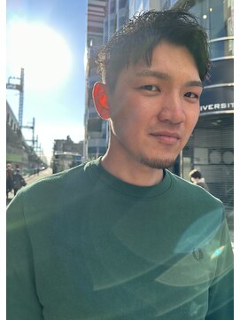 ロミーオム 本厚木(ROMMY. Homme) 刈り上げツイストスパイラルパーマ無造作ビジネスメンズヘア