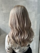 トムキャット(TOM CAT) ホワイトベージュ