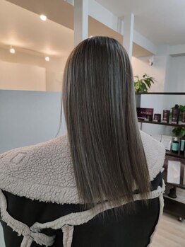 グランディールヘアデザイン(grandir hairdesign)の写真/髪にお悩みの方必見！都内でも話題の酸性ストレート（縮毛矯正）◇ブリーチ毛も対応【新千葉/千葉】