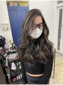 小顔 ネビージュアッシュグレージュハイライトカラー◎