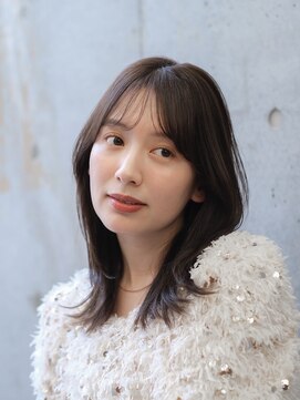 ガーデンヨコハマエスト(GARDEN YOKOHAMA est) ボブルフ　小顔　ミディアム　ボブ　レイヤー　シースルーバング