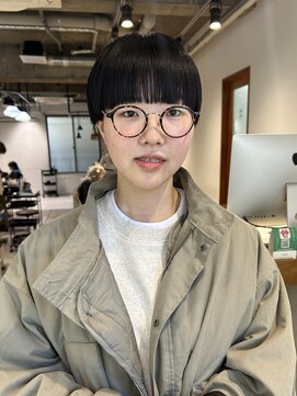 ダンボ(DUMBO) 【 sayaca 】縮毛矯正　ストレートパーマ　刈り上げショート