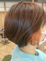 カシータフロル 守山(Casita flor)&nbsp;ショートボブ×イヤリングカラー