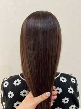 美容室 フォーリア Foglia フォギーベージュ