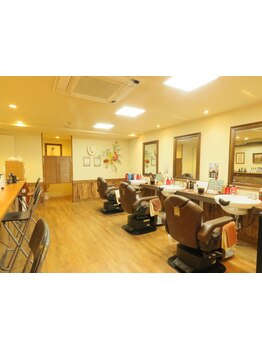 髪のお悩みや理想をしっかり共有し、あなたのライフスタイルに合った髪型をご提案！新しい自分に出会える。