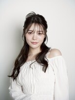 ハーツオオサカ(HE:ARTS OSAKA)&nbsp;トレンド韓国ヘア × 水光フェイス