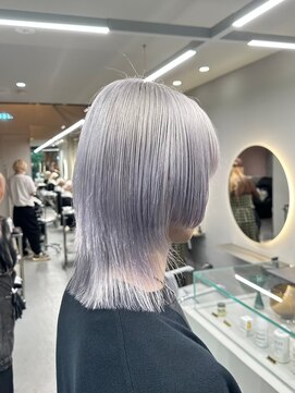 ソル ジングウマエ(SOL JINGUMAE) 表参道ハイトーンカラーシルバーホワイトブロンドブリーチ2回