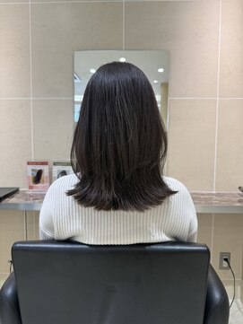 クララ ヒロシマ(CLALA Hiroshima) 艶感カラー/グレージュ/ミディアム