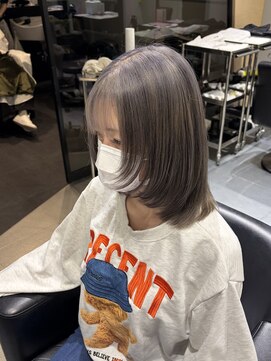エイトヘアー(8 HAIR) ミルクティーベージュ×ローライト