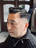 リバレッジ 広尾(Leverage)&nbsp;バーバーフェードワイルドアップバングサイトパートショート