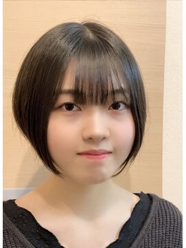 ラスター(Luster) ショートボブ