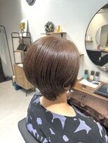 アパートメント オブ ソロン 市川(The Apartment of Solon)&nbsp;ナチュラルベージュ【白髪ぼかしハイライト】