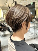 ラボー ノースプラザ店(LA'BO) 【LA'BO三浦】くびれショート×白髪ぼかしハイライト